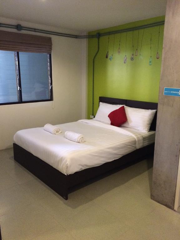 K2 Backpacker Hostel Khao Lak Chambre photo