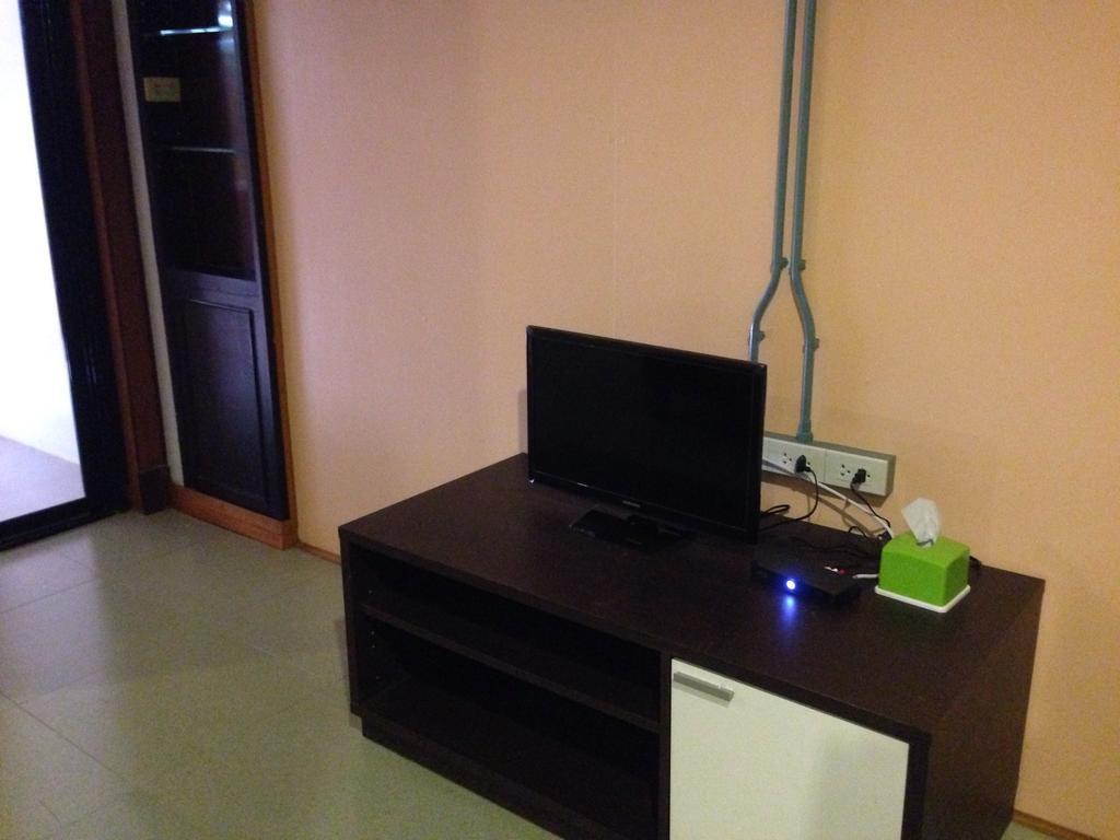 K2 Backpacker Hostel Khao Lak Extérieur photo