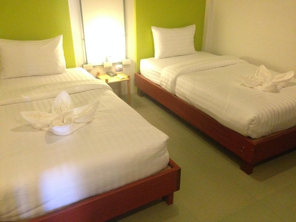 K2 Backpacker Hostel Khao Lak Chambre photo